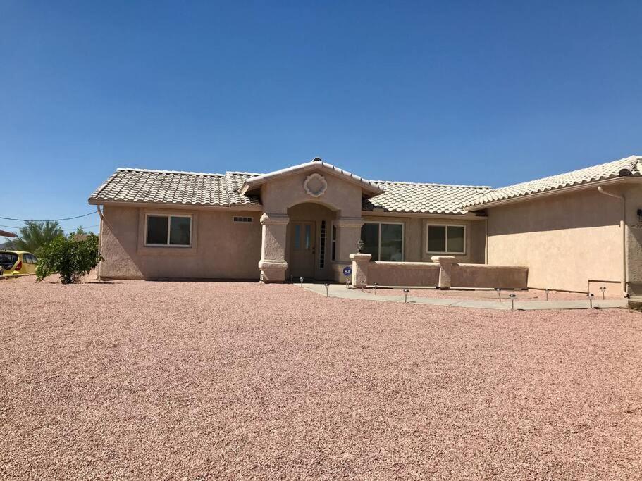 Private View On The Lake Side Of 95! Sleeps 16 Lake Havasu City Exteriör bild