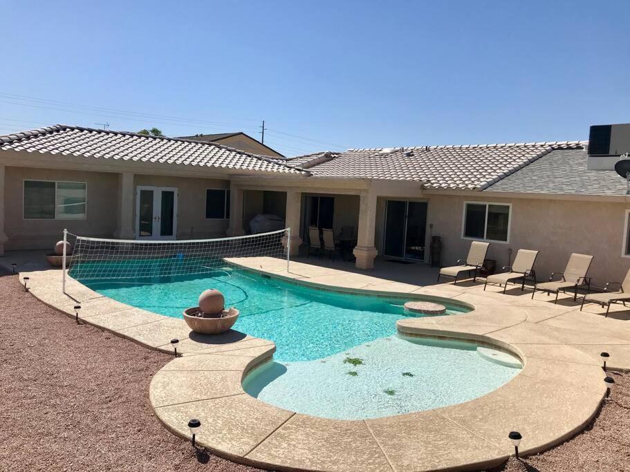 Private View On The Lake Side Of 95! Sleeps 16 Lake Havasu City Exteriör bild