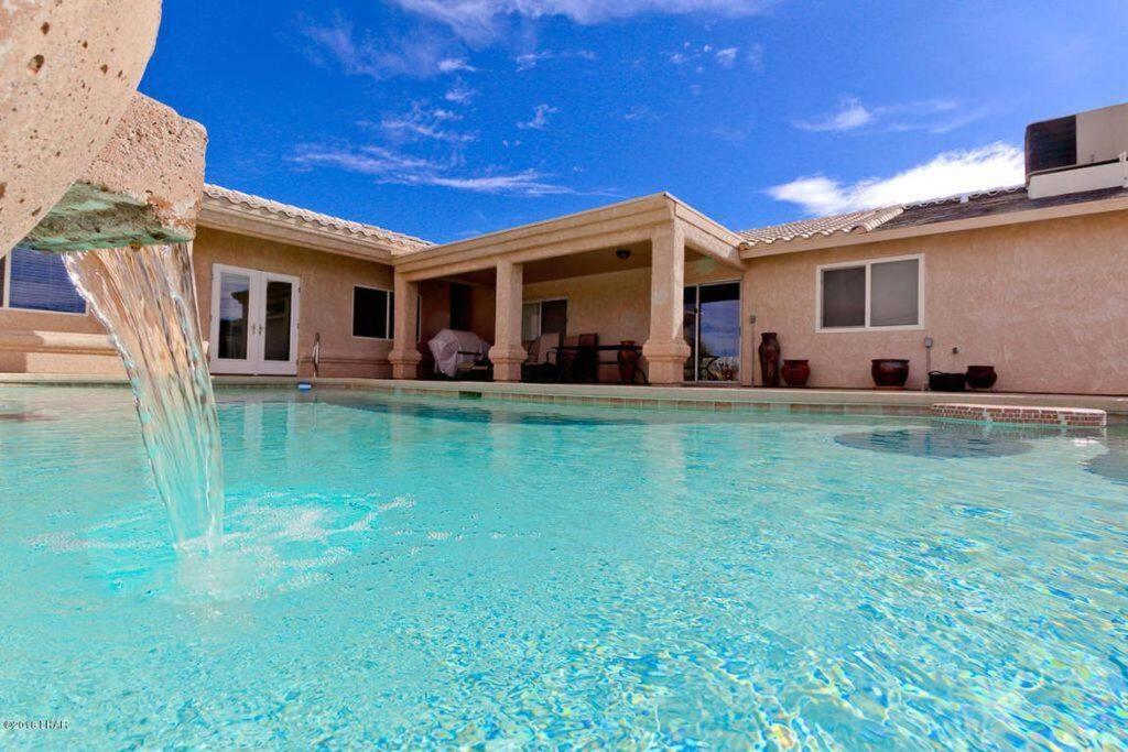 Private View On The Lake Side Of 95! Sleeps 16 Lake Havasu City Exteriör bild